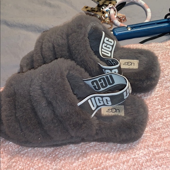 Ugg Slippers - Picture 3 of 3